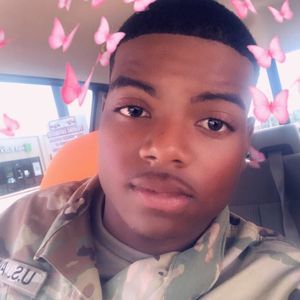 Meet your Posher, Warren